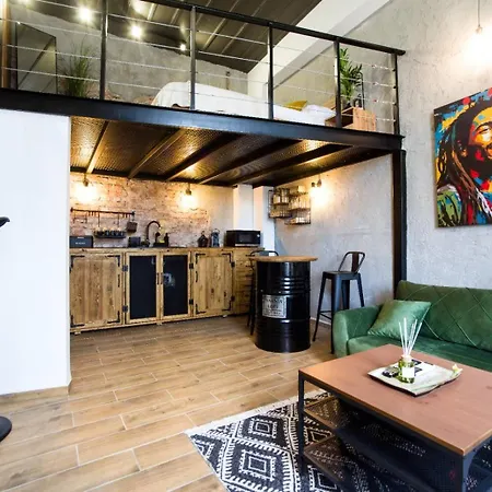 Narnia Loft Апартамент