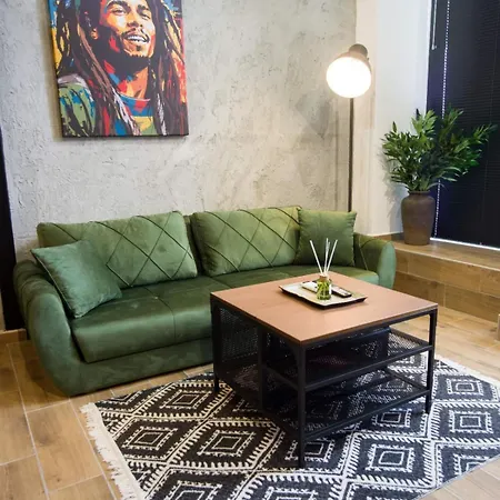 Narnia Loft Апартамент *